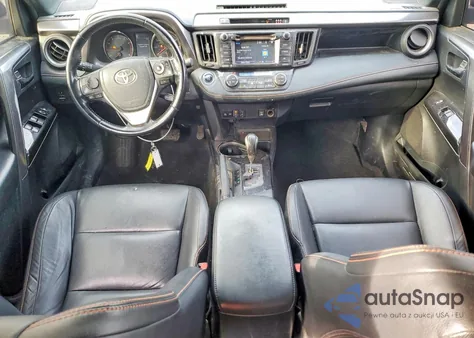 2018 Toyota Rav4 Se z USA, uszkodzony, nr VIN JTMJFREV4JJ256276